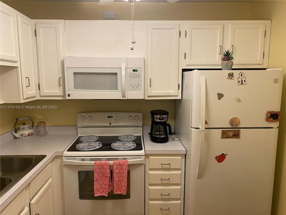 Vendido Recientemente: $108,000 (1 camas, 1 baños, 631 Pies cuadrados)