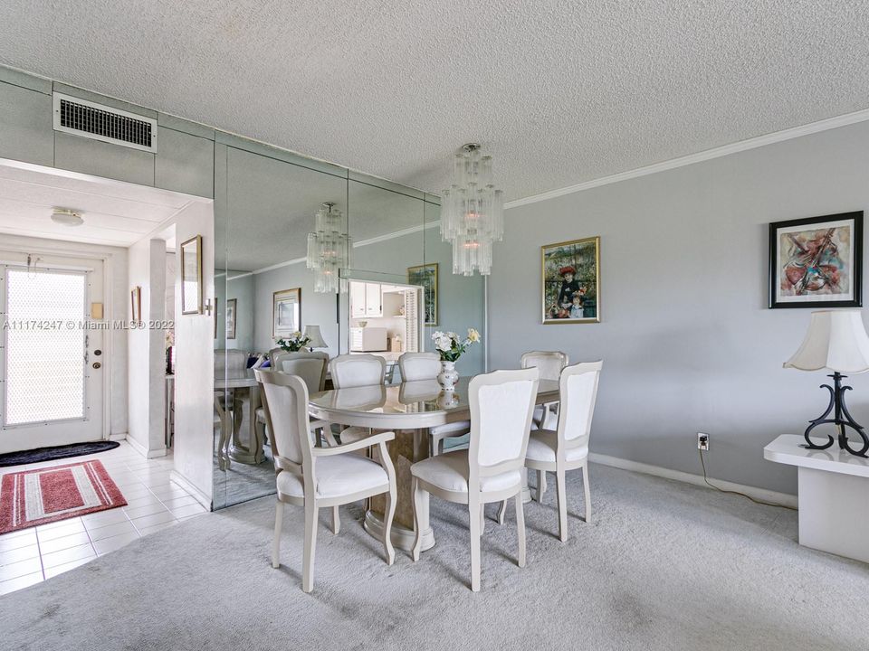 Recently Sold: $114,900 (2 beds, 2 baths, 930 Square Feet)