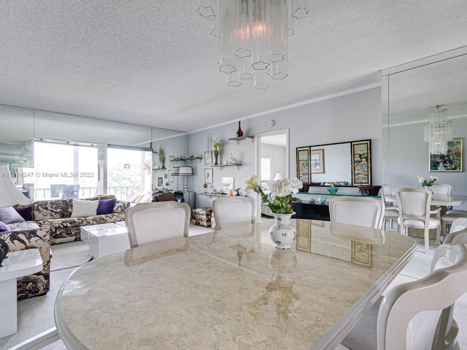 Recently Sold: $114,900 (2 beds, 2 baths, 930 Square Feet)