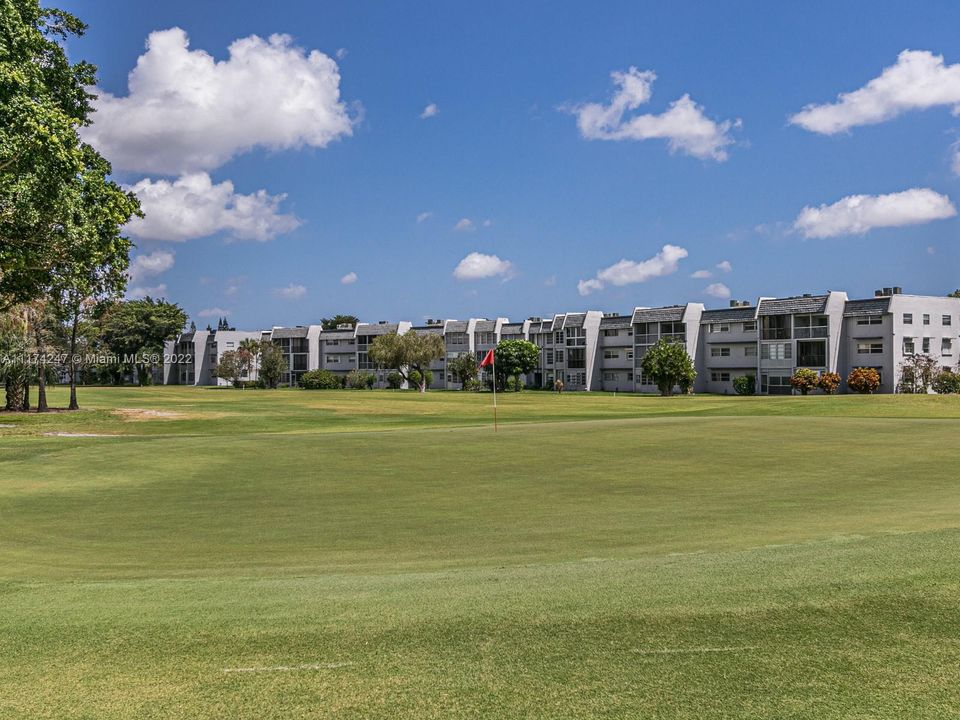 Recently Sold: $114,900 (2 beds, 2 baths, 930 Square Feet)