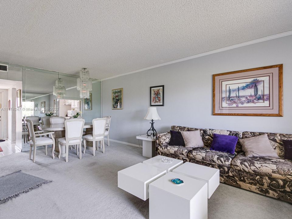 Recently Sold: $114,900 (2 beds, 2 baths, 930 Square Feet)