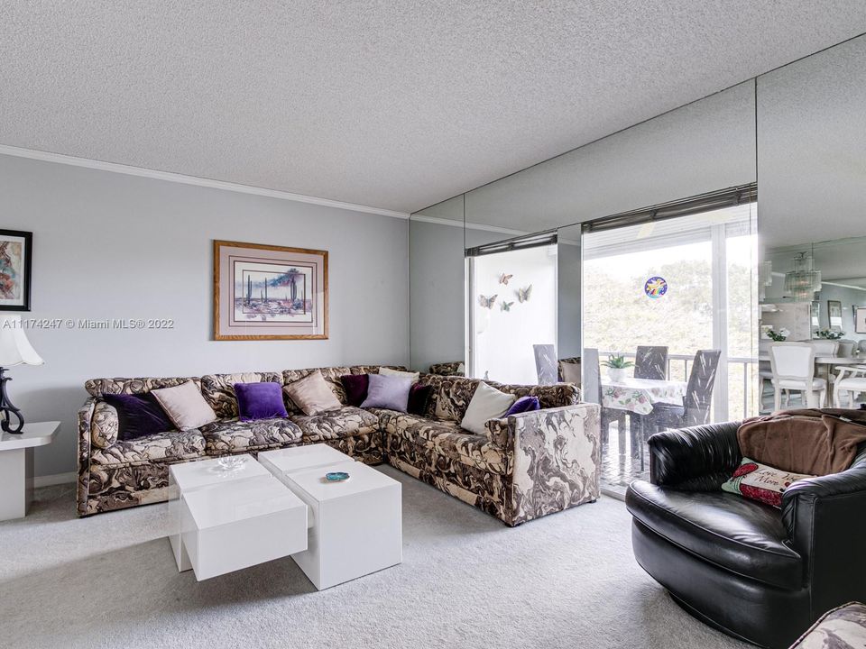 Recently Sold: $114,900 (2 beds, 2 baths, 930 Square Feet)