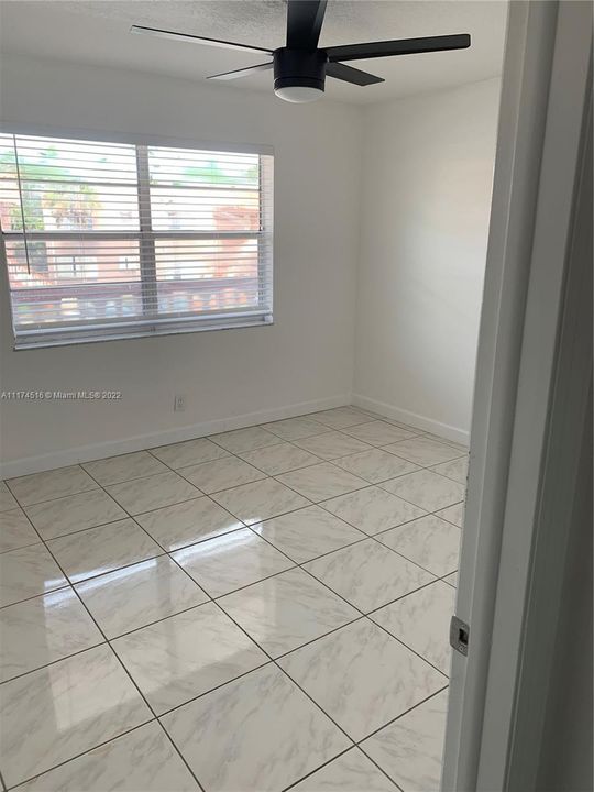 Recently Rented: $1,750 (2 beds, 2 baths, 900 Square Feet)