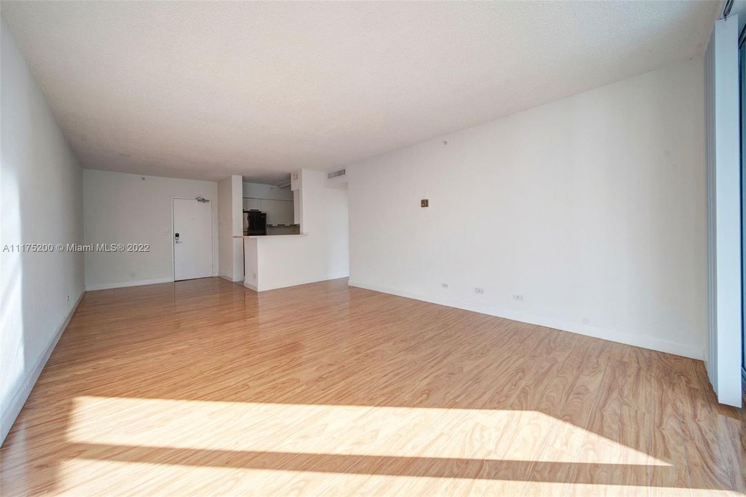 Recientemente alquilado: $2,499 (1 camas, 1 baños, 786 Pies cuadrados)