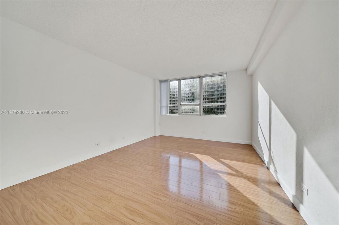 Recientemente alquilado: $2,499 (1 camas, 1 baños, 786 Pies cuadrados)