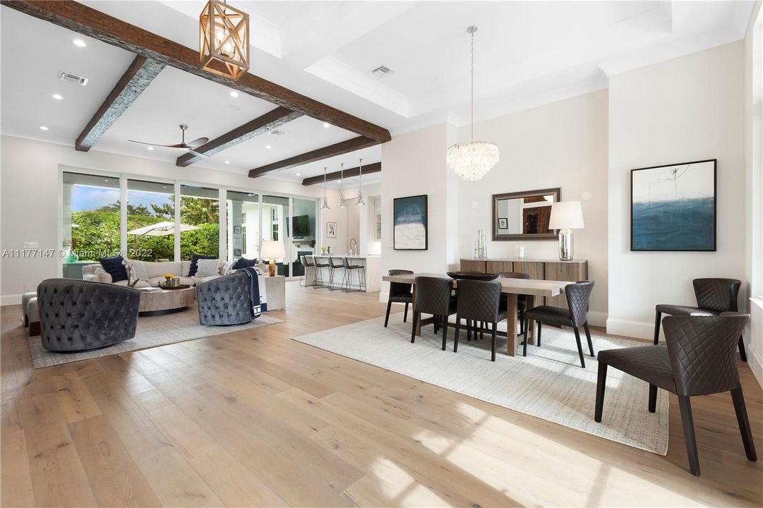 Recently Sold: $1,800,000 (4 beds, 3 baths, 3138 Square Feet)