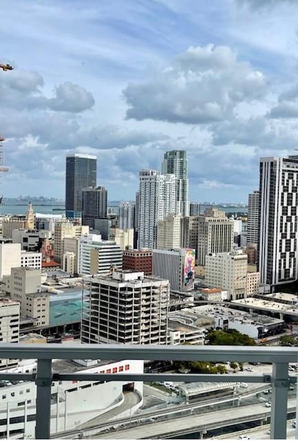 Recientemente alquilado: $2,700 (1 camas, 1 baños, 814 Pies cuadrados)