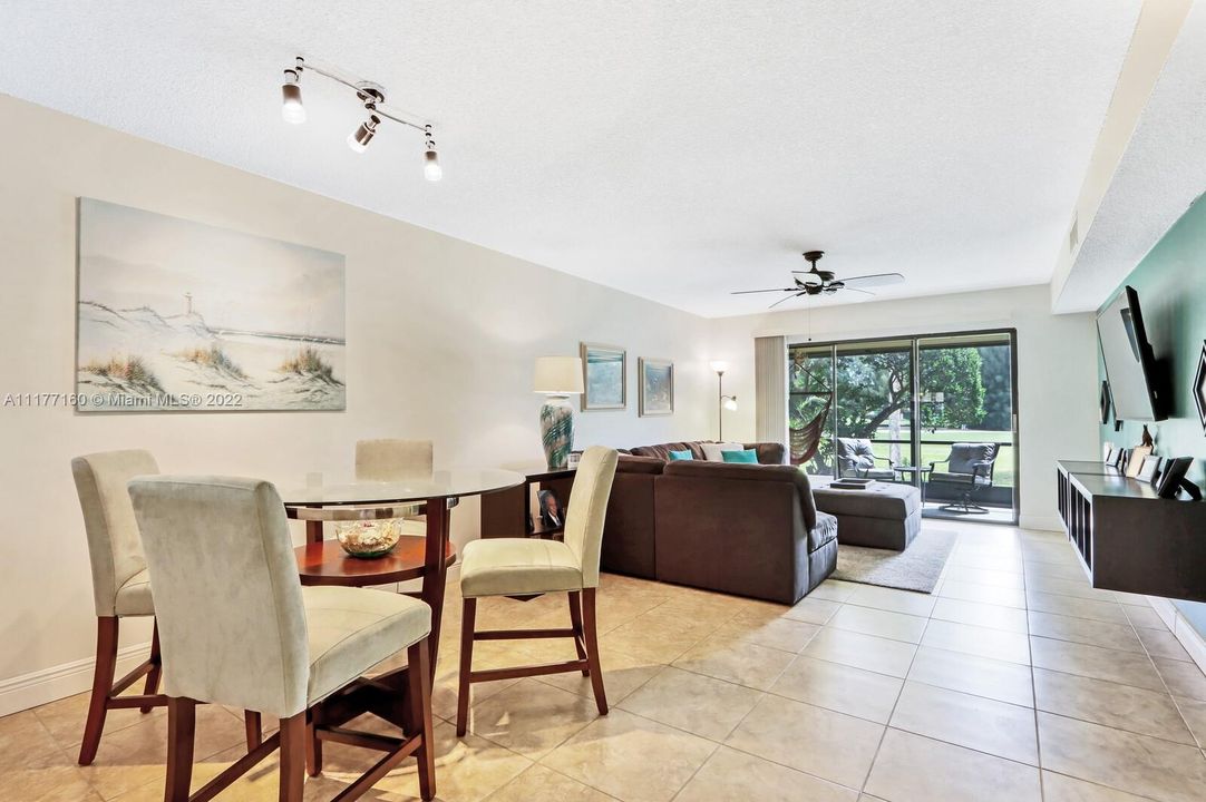 Recently Sold: $374,900 (2 beds, 2 baths, 1178 Square Feet)