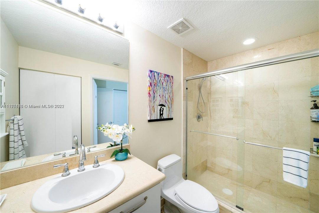 Недавно арендовано: $5,500 (2 спален, 2 ванн, 1141 Квадратных фут)