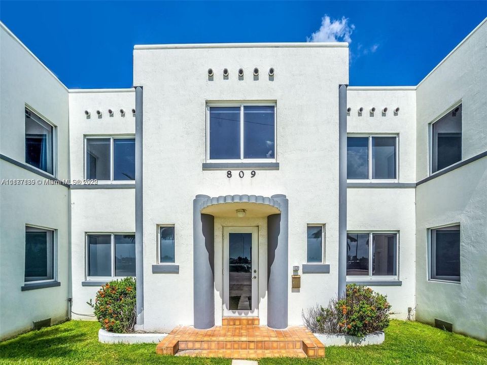 Recently Sold: $2,995,000 (0 beds, 0 baths, 3788 Square Feet)