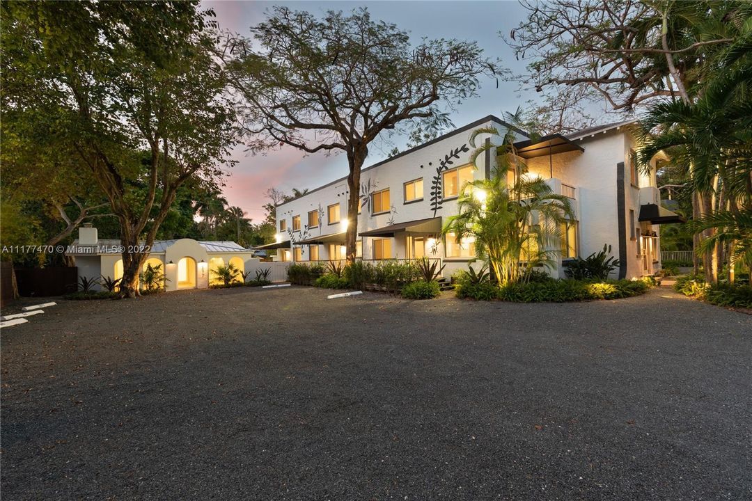 Recientemente alquilado: $2,150 (1 camas, 1 baños, 375 Pies cuadrados)