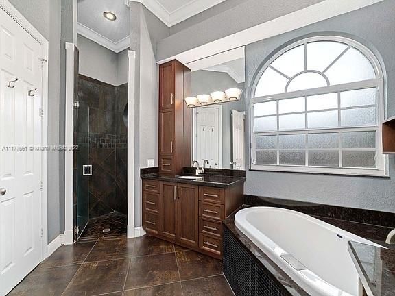 Недавно арендовано: $7,000 (5 спален, 3 ванн, 2887 Квадратных фут)