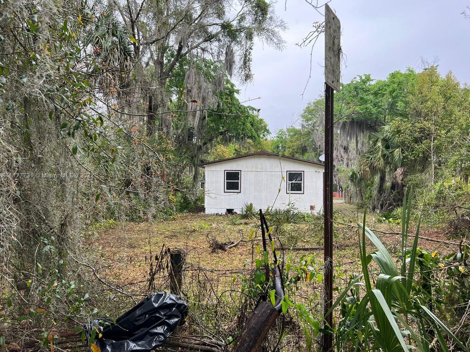 最近售出: $75,000 (3 贝兹, 1 浴室, 0 平方英尺)