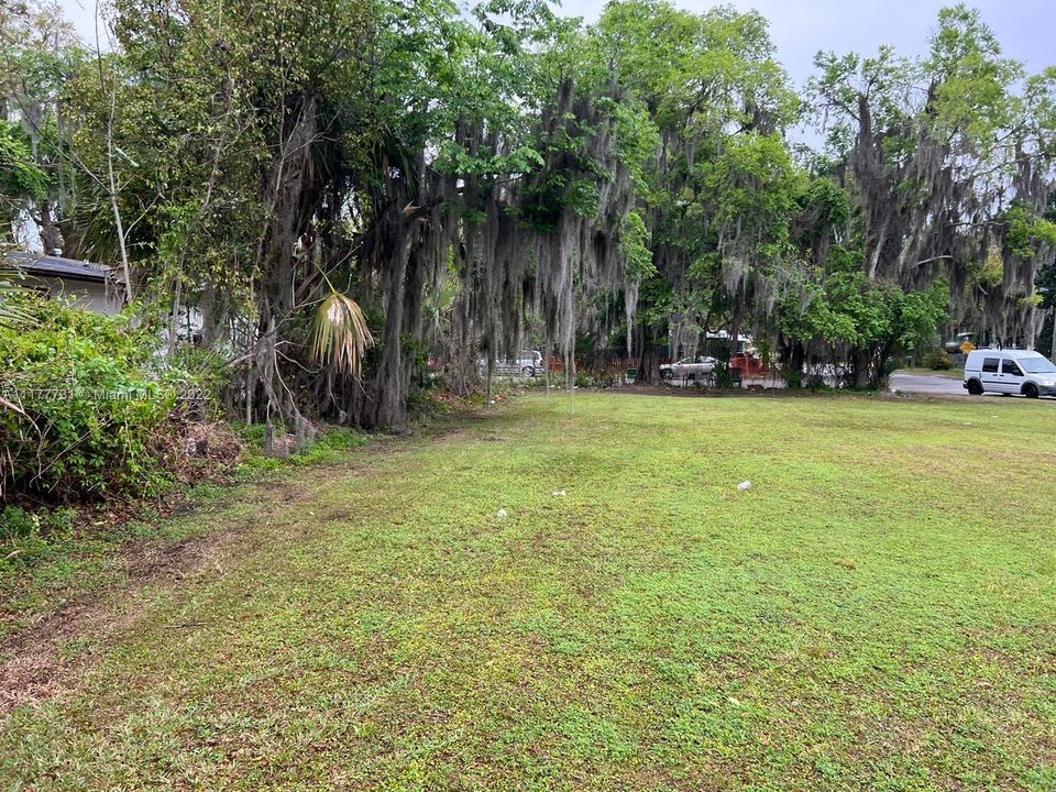 最近售出: $75,000 (3 贝兹, 1 浴室, 0 平方英尺)