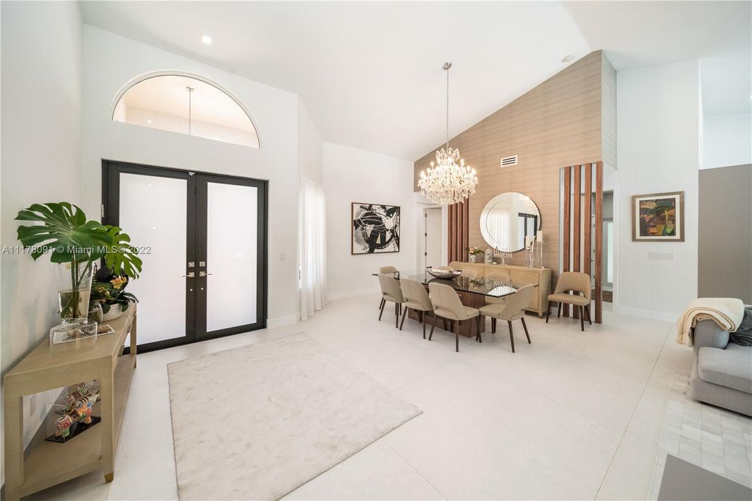 Recently Sold: $1,495,000 (5 beds, 4 baths, 3368 Square Feet)