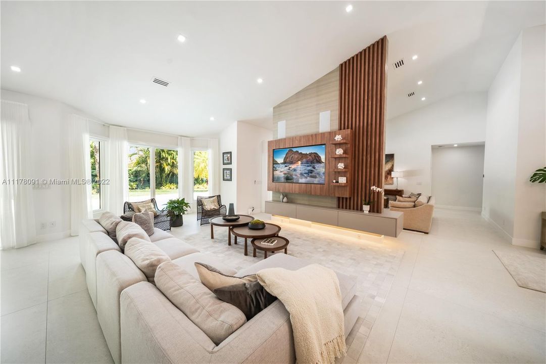 Recently Sold: $1,495,000 (5 beds, 4 baths, 3368 Square Feet)