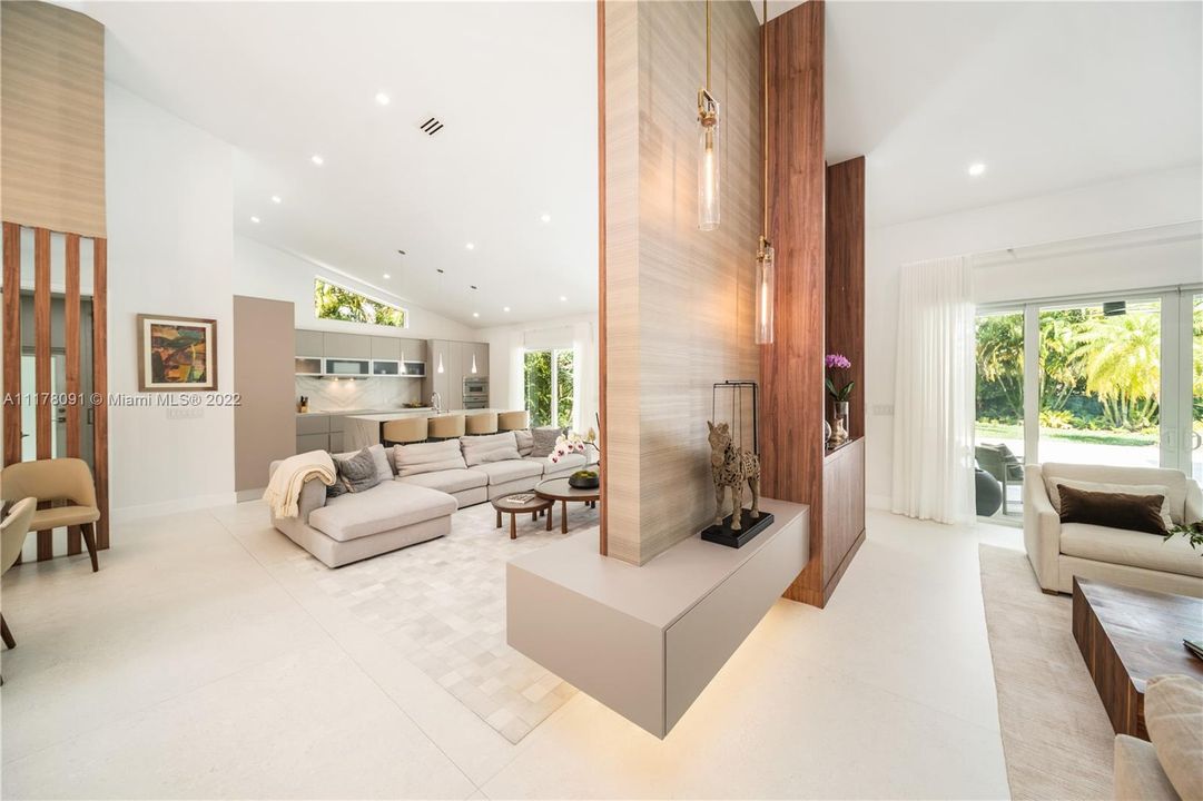 Recently Sold: $1,495,000 (5 beds, 4 baths, 3368 Square Feet)