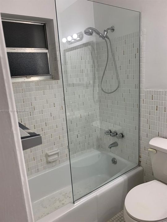 Недавно арендовано: $1,350 (1 спален, 1 ванн, 0 Квадратных фут)