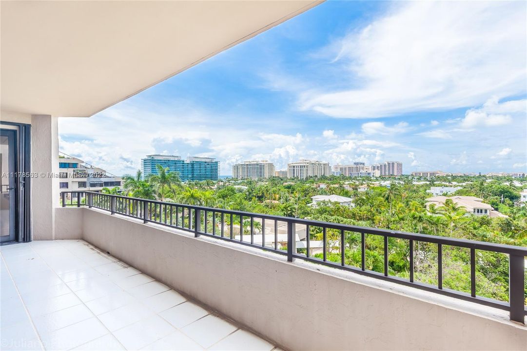 Recently Sold: $1,280,000 (2 beds, 2 baths, 1532 Square Feet)