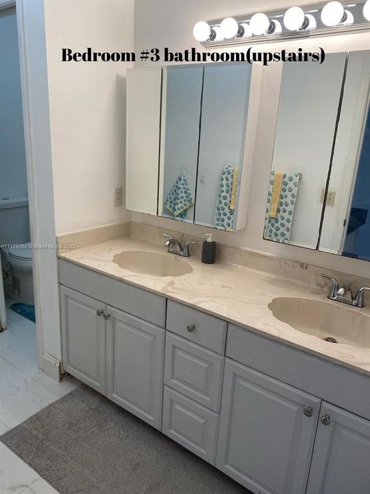 Recently Sold: $269,900 (3 beds, 2 baths, 1764 Square Feet)