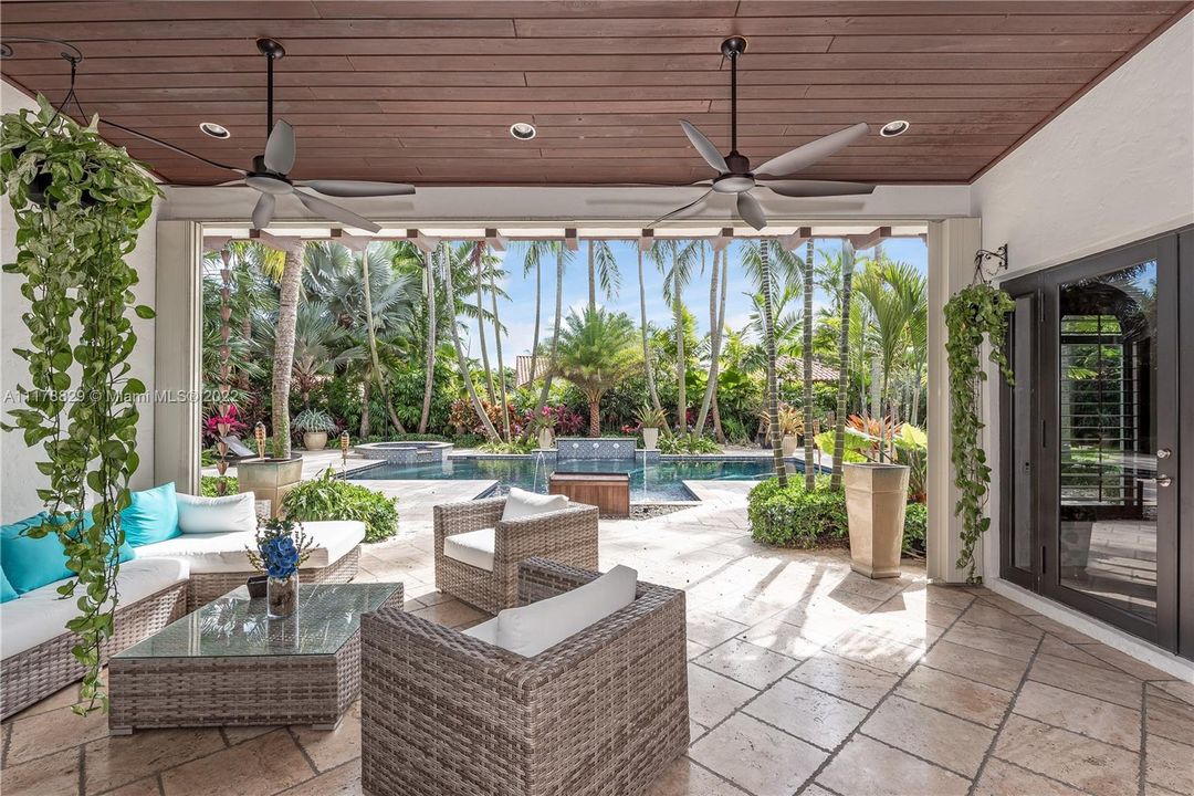 Recently Sold: $1,525,000 (5 beds, 3 baths, 3164 Square Feet)