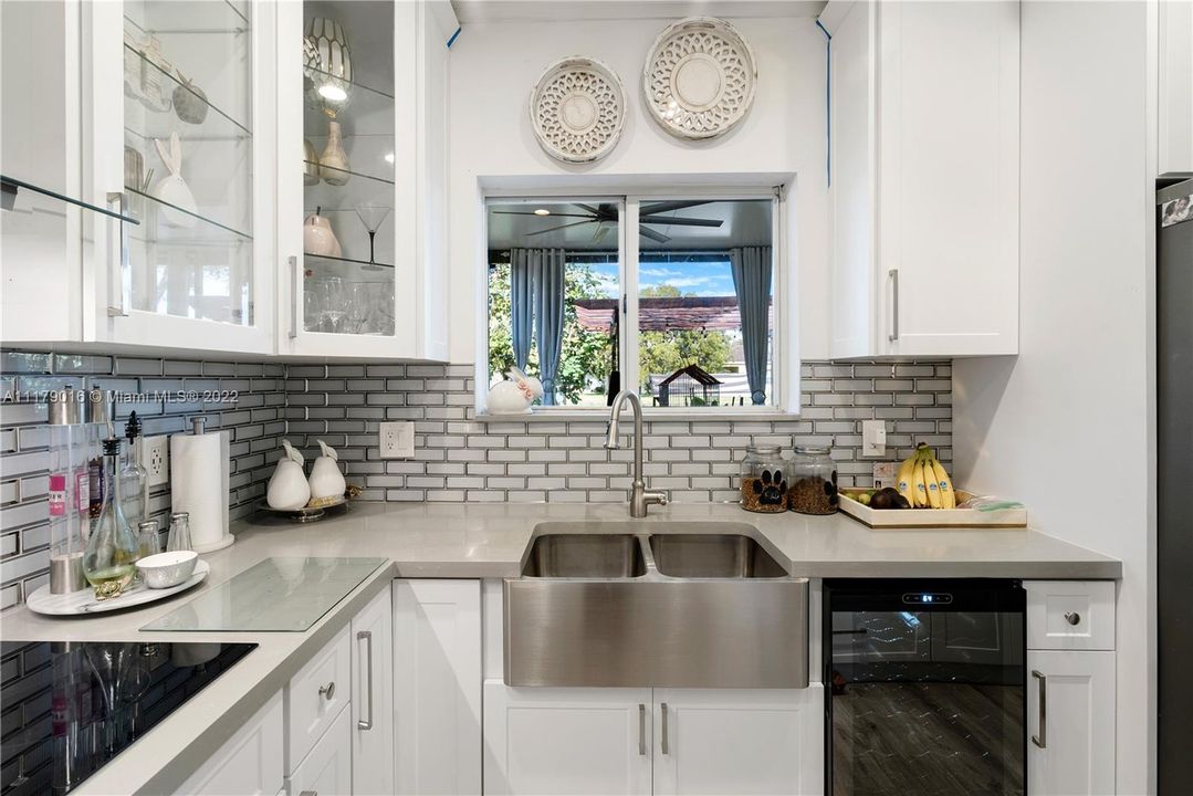 Recently Sold: $360,000 (3 beds, 2 baths, 1507 Square Feet)