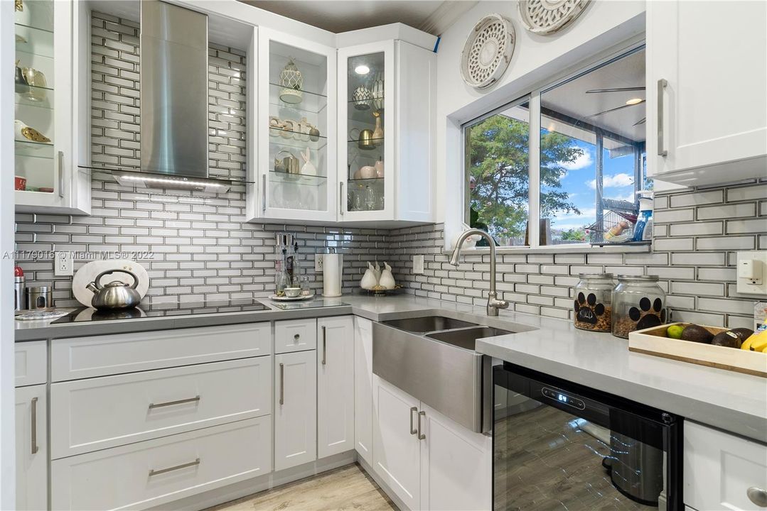 Recently Sold: $360,000 (3 beds, 2 baths, 1507 Square Feet)