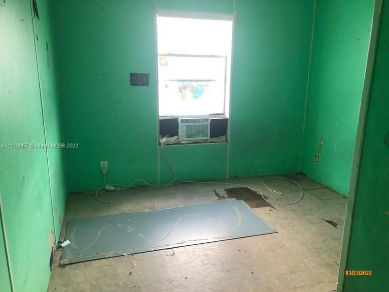 Vendido Recientemente: $156,000 (0.22 acres)