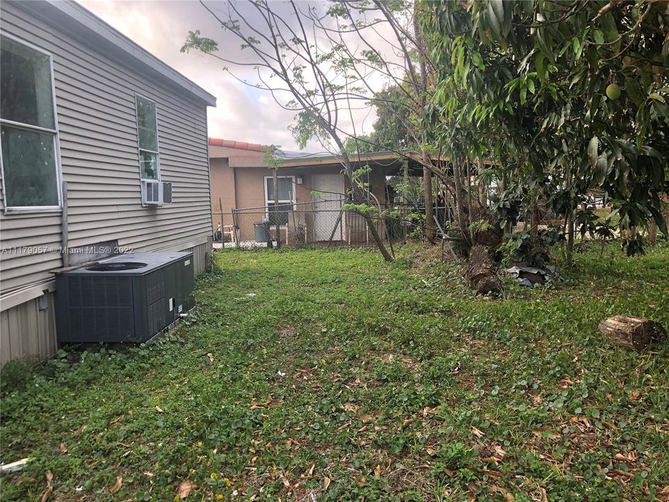 Vendido Recientemente: $156,000 (0.22 acres)