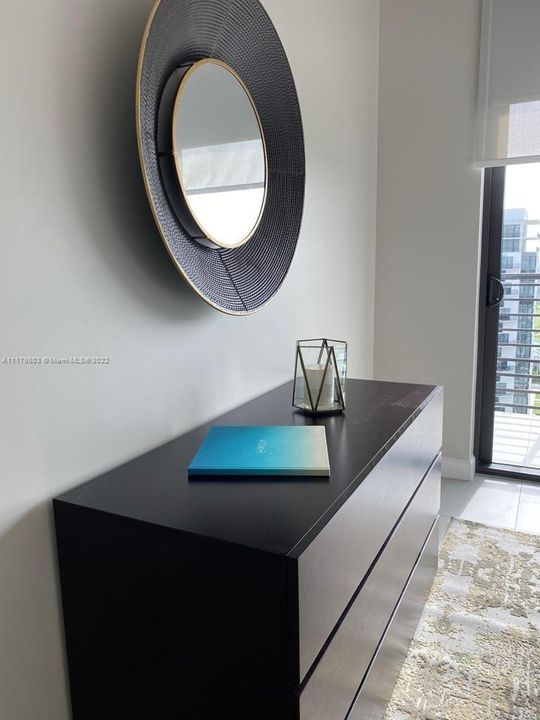 Недавно продано: $660,000 (2 спален, 2 ванн, 1020 Квадратных фут)