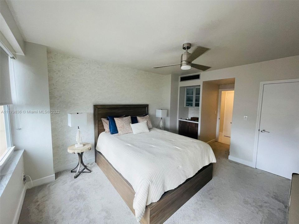 Recently Sold: $219,000 (1 beds, 1 baths, 800 Square Feet)