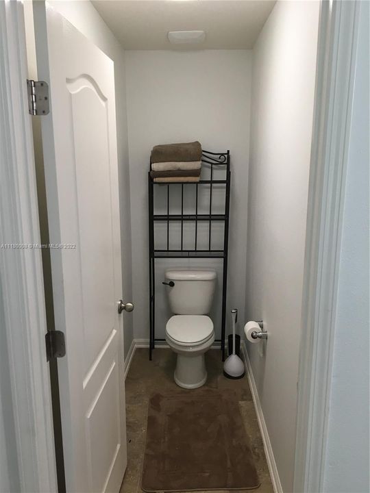 Недавно продано: $480,000 (4 спален, 4 ванн, 2566 Квадратных фут)