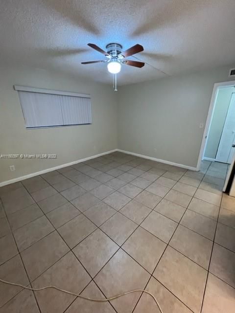 Recently Sold: $190,000 (2 beds, 2 baths, 963 Square Feet)