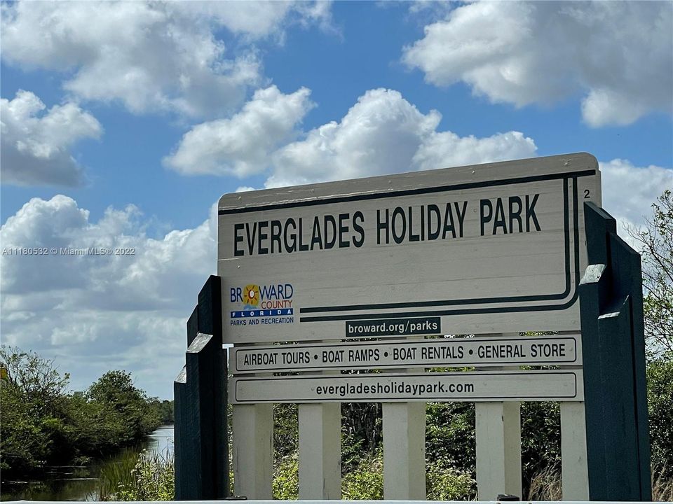 Exciting Everglades Holiday Park just 9 miles