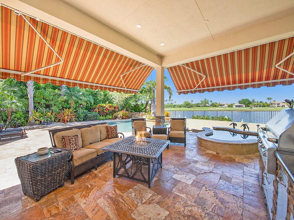 Recently Sold: $2,500,000 (3 beds, 4 baths, 3769 Square Feet)