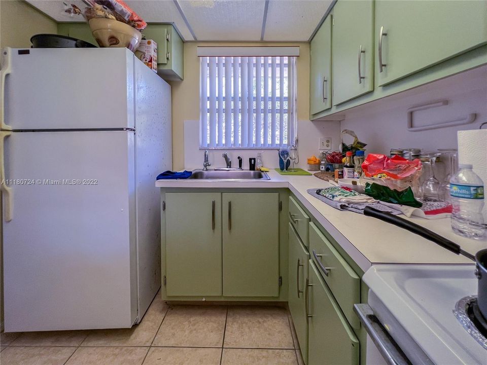 Vendido Recientemente: $84,900 (1 camas, 1 baños, 640 Pies cuadrados)