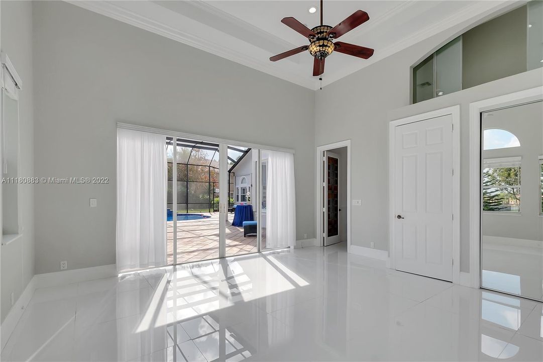 In-Law-Suite - with 2 Closets and Large Sliding Glass Doors to Pool & Patio from Bedroom!