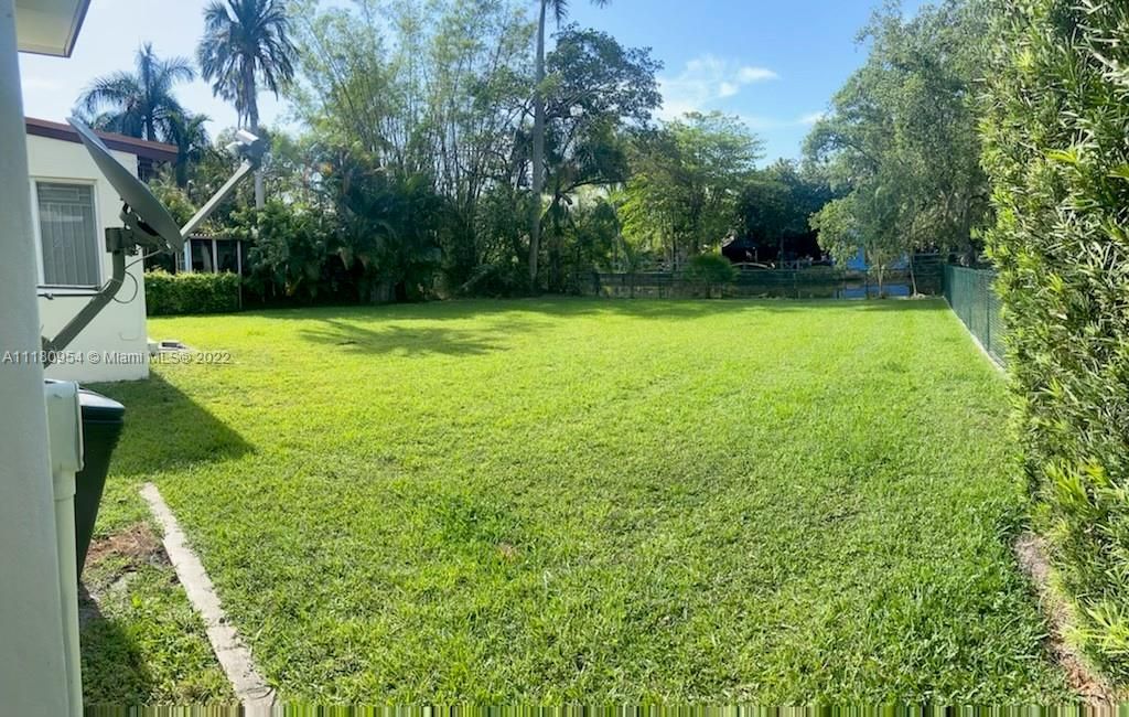 Vendido Recientemente: $1,100,000 (4 camas, 3 baños, 1417 Pies cuadrados)