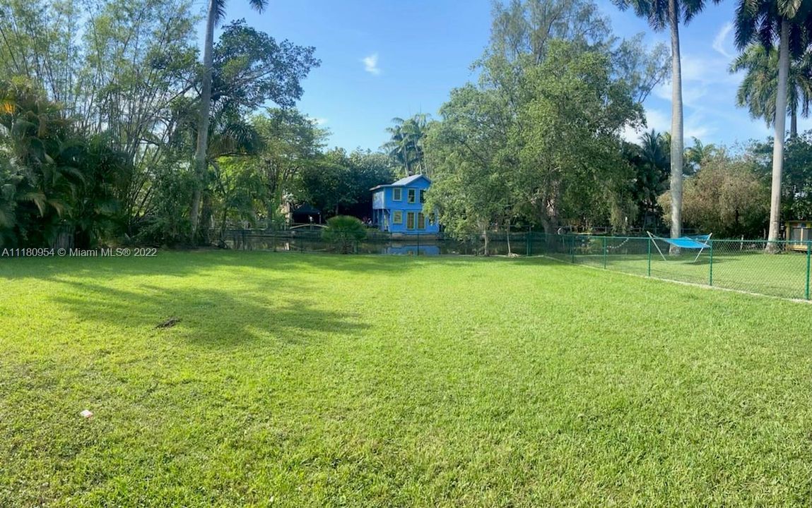Vendido Recientemente: $1,100,000 (4 camas, 3 baños, 1417 Pies cuadrados)