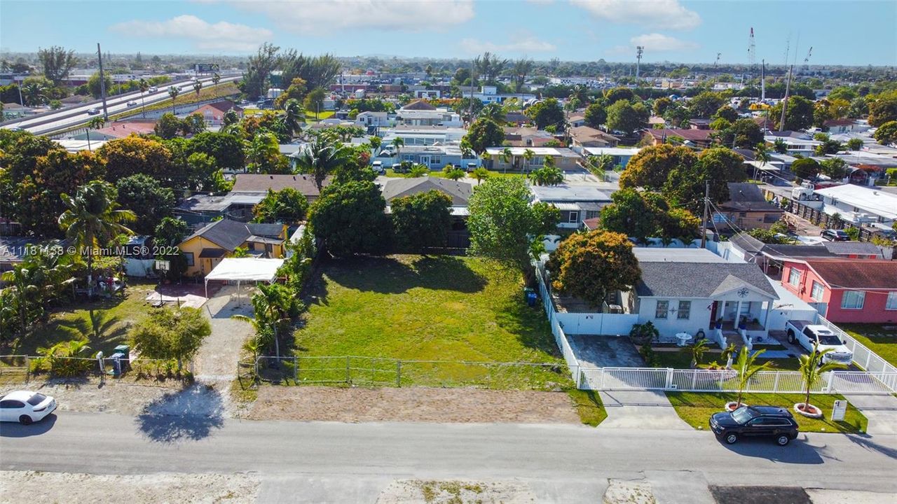 Недавно продано: $250,000 (0.17 acres)