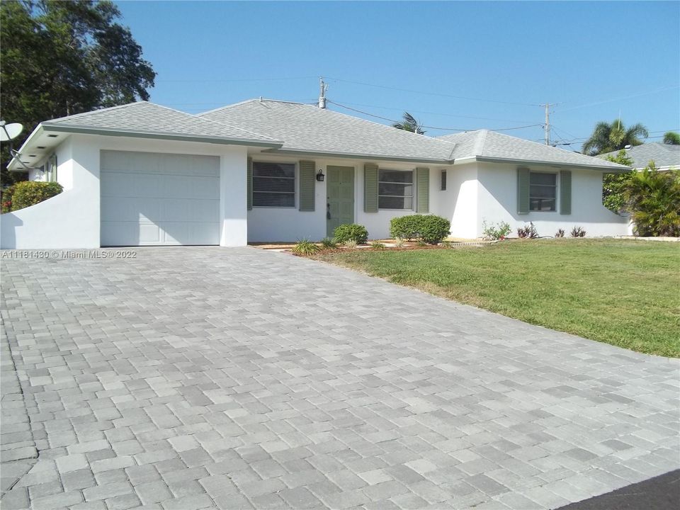 Paver drive, one car garage