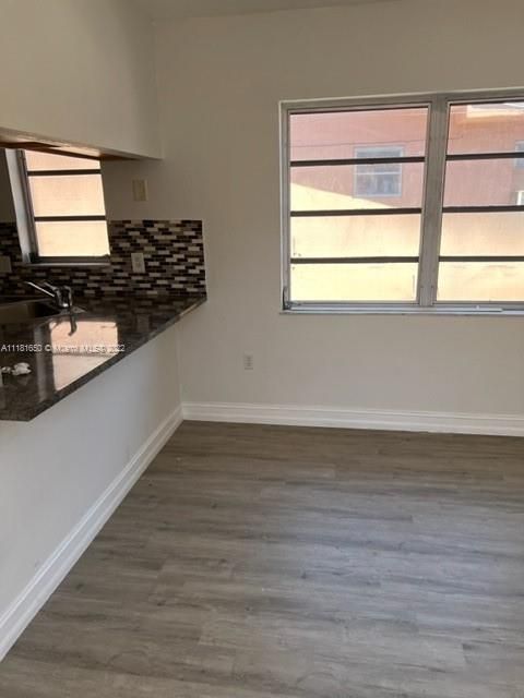 Recently Rented: $3,000 (3 beds, 2 baths, 2333 Square Feet)