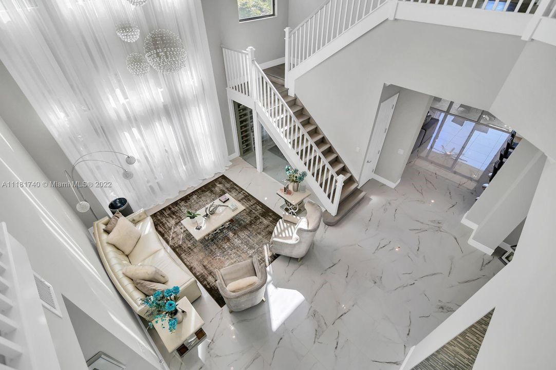 Недавно арендовано: $16,500 (5 спален, 6 ванн, 5233 Квадратных фут)