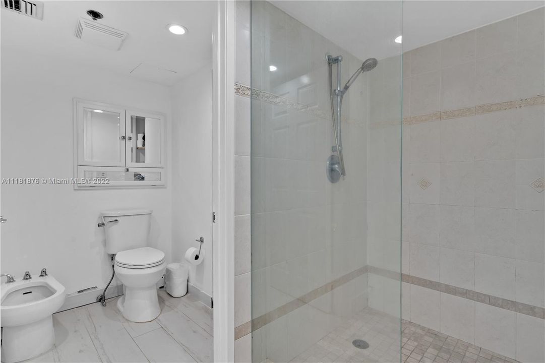 Недавно арендовано: $8,000 (3 спален, 2 ванн, 1590 Квадратных фут)