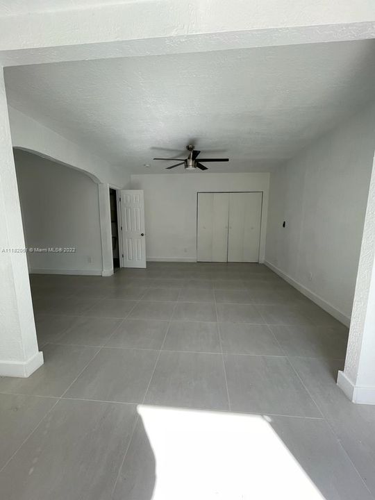 Recently Rented: $1,675 (1 beds, 1 baths, 550 Square Feet)