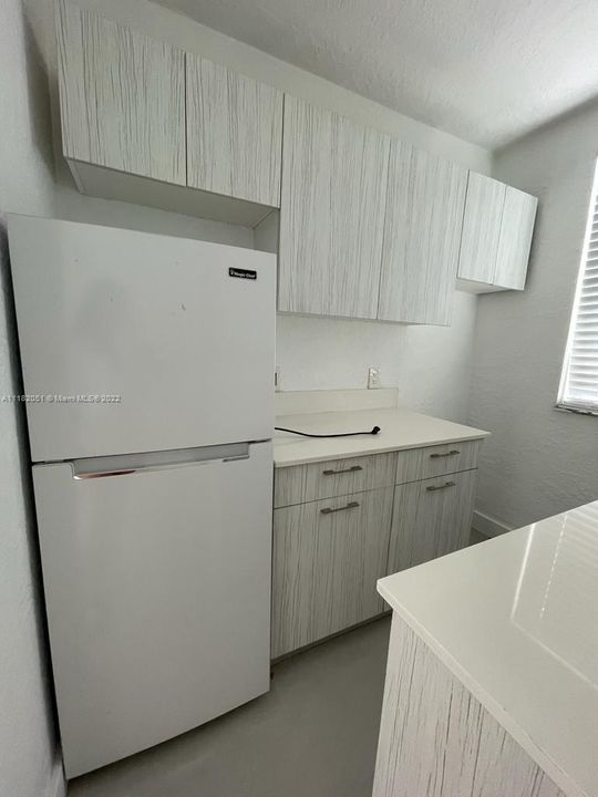 Recently Rented: $1,675 (1 beds, 1 baths, 550 Square Feet)