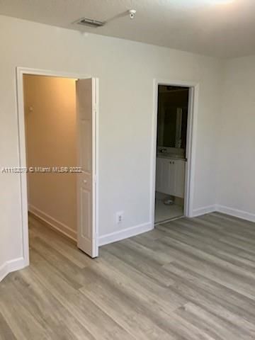 Recently Rented: $2,895 (3 beds, 2 baths, 1554 Square Feet)