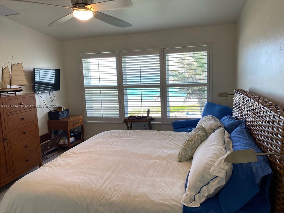 最近售出: $399,000 (2 贝兹, 2 浴室, 1000 平方英尺)