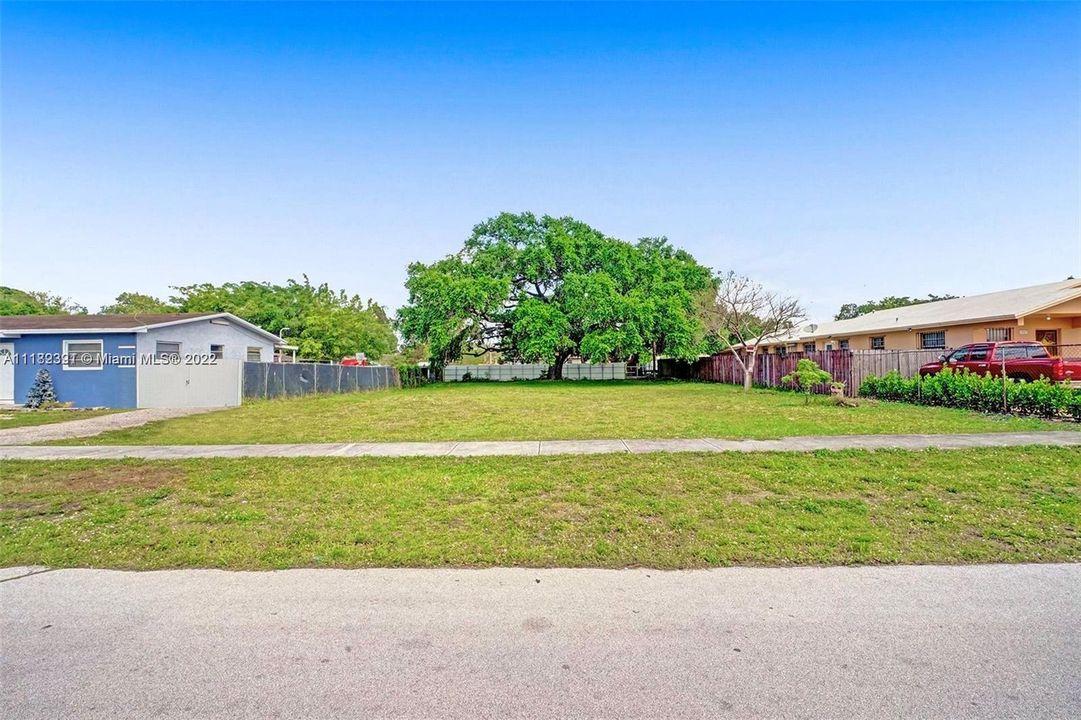 Недавно продано: $185,000 (0.25 acres)