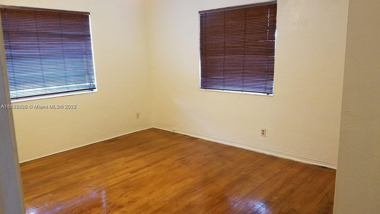 Недавно арендовано: $1,750 (2 спален, 1 ванн, 850 Квадратных фут)